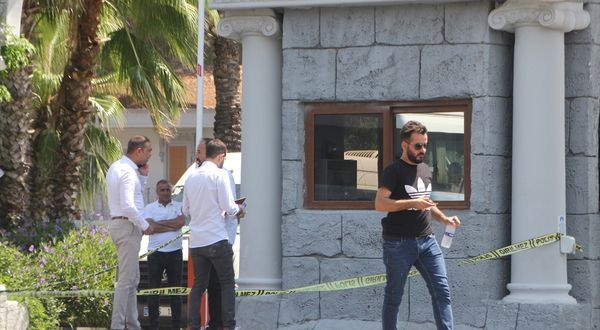 ANTALYA - Tartıştığı eski otel çalışanının silahla vurduğu güvenlik müdürü yaralandı