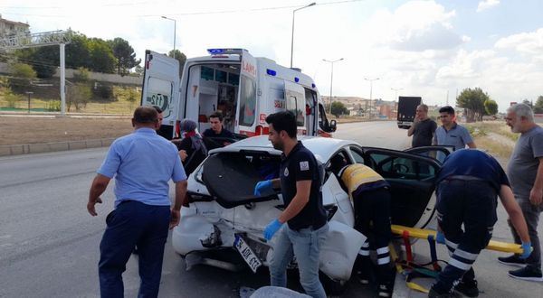 Tokat'ta trafik kazasında 6 kişi yaralandı