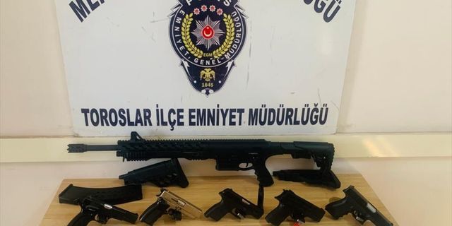 MERSİN - Kaçak silah ticareti iddiasına 4 gözaltı