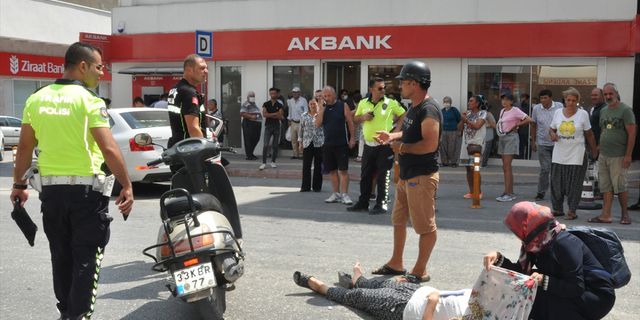 MERSİN - Otomobile çarpan motosikletteki kişi yaralandı