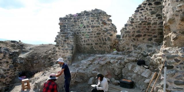 Niksar Kalesi'nde kazı çalışmaları başladı