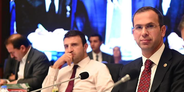 AK Parti Trabzon Milletvekili Salih Cora ''100 yıllık yatırımları 20 yıla sığdırdık''