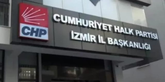 İzmir'de CHP yönetimi karıştı: İlçe başkanı ve yöneticileri istifa etti
