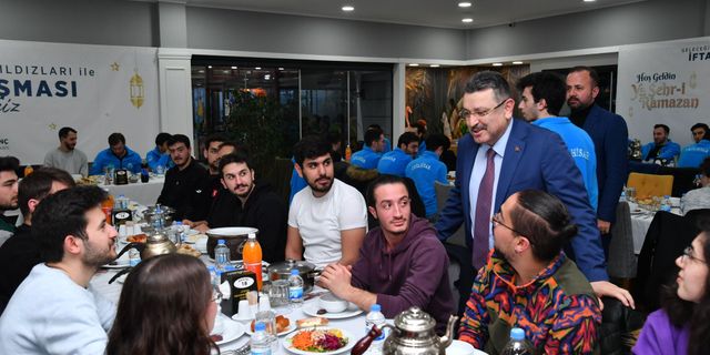 Başkan Genç’ten mucit öğrencilere iftar yemeği! Milli bir gayreti ortaya koyduk