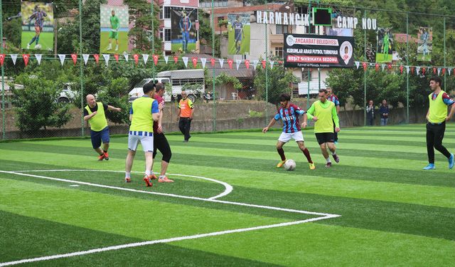 Akçaabat'ta futbol turnuvasında çeyrek final heyecanı