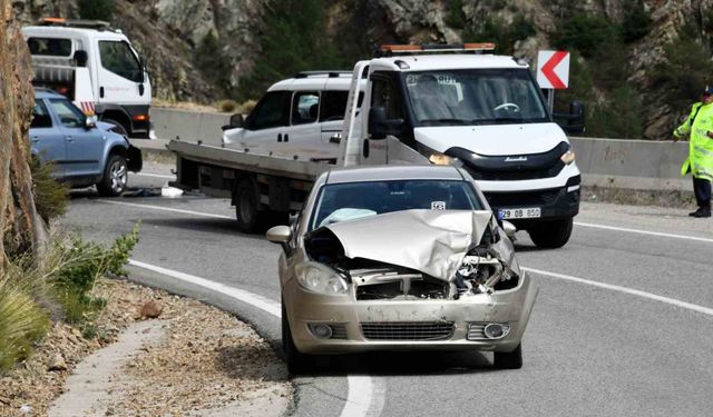 Gümüşhane’de trafik kazası: 4 yaralı