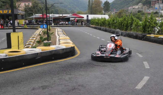 Akçaabat'ta nefes kesen Go-Kart Turnuvası!