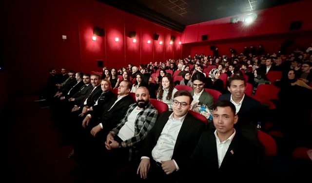 Trabzonlu gençlerin dezenformasyon temalı kısa filminin galası yapıldı!