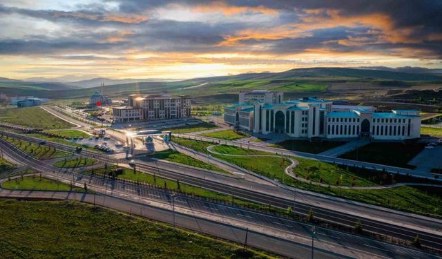 Bayburt Üniversitesi lisansüstü programlarının, 2024-2025 bahar yarıyılı başvuru takvimini yayımladı