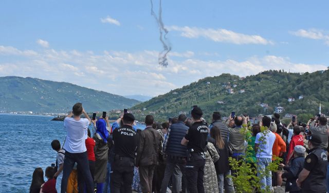 SOLOTÜRK Ordu'da gösteri uçuşu yaptı