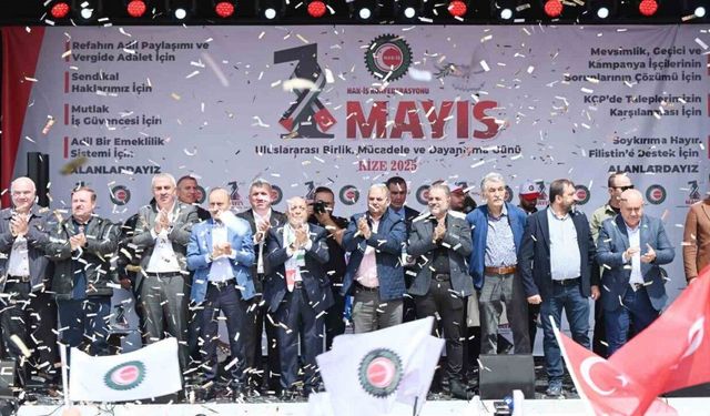 HAK-İŞ 1 Mayıs Emek ve Dayanışma Günü’nü Rize’de kutladı
