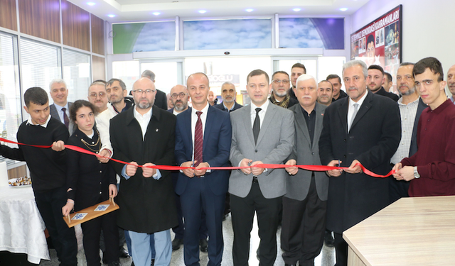 Of’ta Engelliler Haftası'na yönelik sergi açıldı