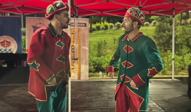 Karagöz İle Hacivat Botanik Parkı’ndaydı!