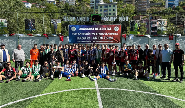 Akçaabat'ta nefes kesen futbol turnuvası