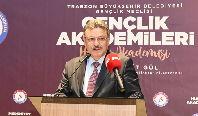 Başkan Genç: Donanımlı nesiller yetişmesine katkı sağlamaya çalışıyoruz