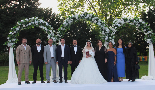 Emirzeoğlu ve Çepni ailelerinin mutlu günü...