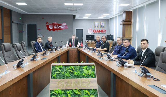Karadeniz'de boğulmalara karşı sıkı tedbir: 18 noktada denize girmek yasaklandı