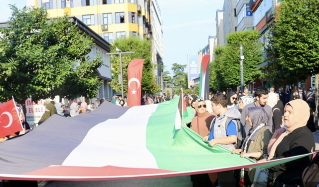 Trabzon'da Filistin'e destek yürüyüşü düzenlendi