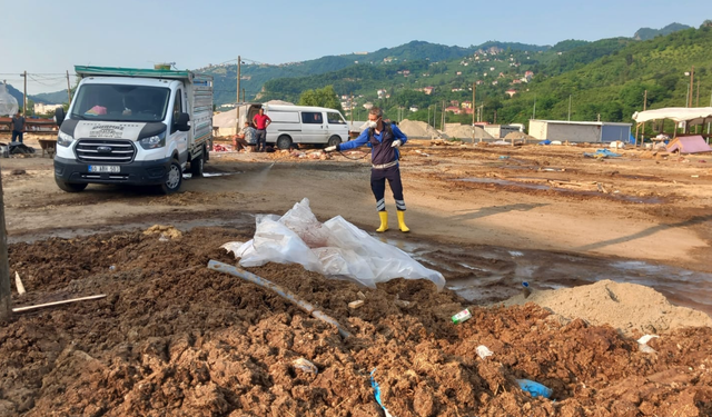 Trabzon Büyükşehir hijyen için etkili mücadele sürdürüyor
