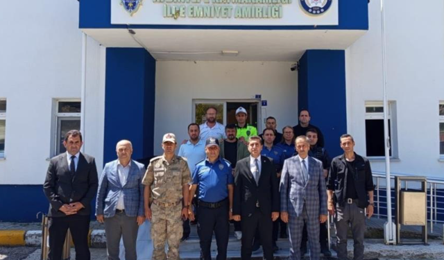 Kaymakam Böçkün güvenlik güçlerinin ve sağlık çalışanlarının bayramını kutladı