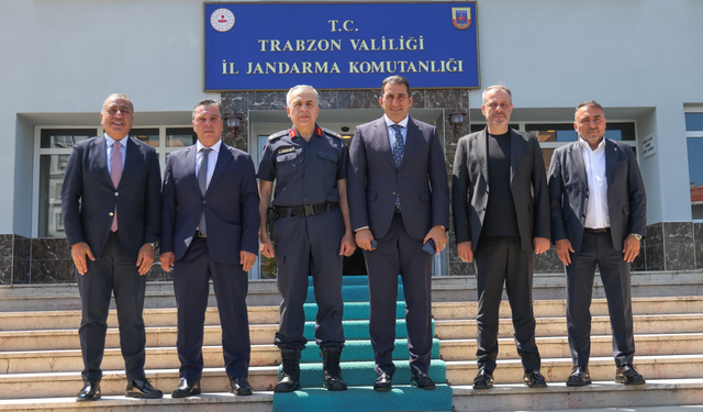 Trabzonspor'dan Trabzon İl Jandarma Komutanlığı’na ziyaret