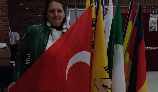 Türk El Sanatları Fransa’da Ayakta Alkışlandı