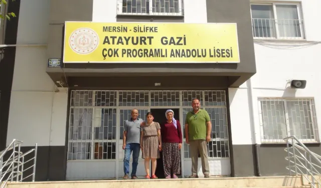 Görme engelli kız üniversite sınavında ilk  10 bine girdi