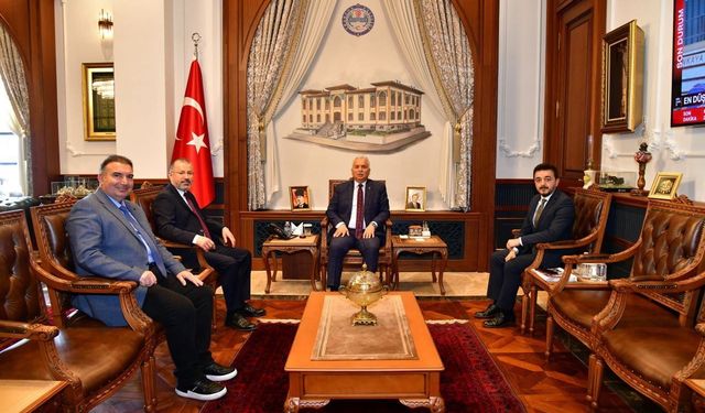 Rektör Kırışık, Trabzon'da Sosyalfest 2025 için görüşmeler gerçekleştirdi