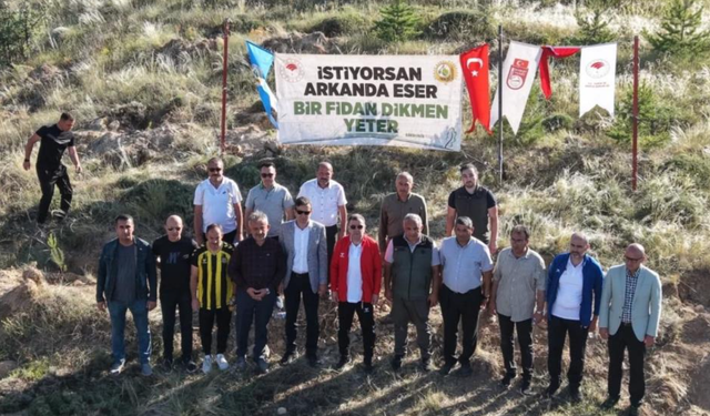 Bayburt’ta 250 fidan toprakla buluşturuldu
