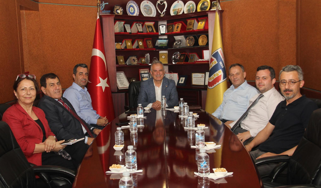 CHP Heyetinden Trabzon Ticaret Borsası’na Ziyaret