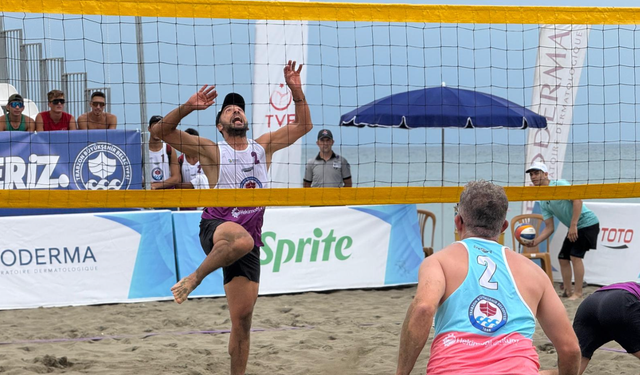 Trabzon’da Uluslararası Plaj Voleybolu heyecanı başladı