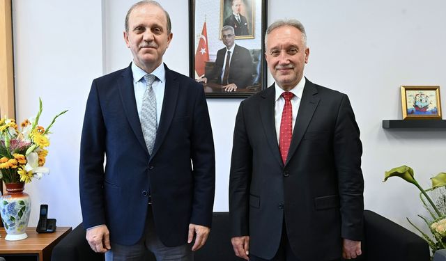 Rektör Çuvalcı’dan İl Sağlık Müdürü Dr. Topsakal’a “Hayırlı Olsun” ziyareti