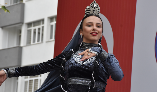 "3. Uluslararası Trabzon Horon ve Müzik Festivali" sürüyor!