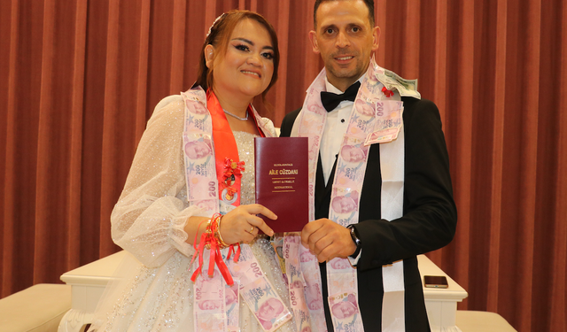 Endonezya'dan çalışmak için geldiği Trabzon'da gelin oldu!
