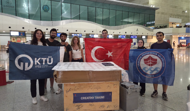 KTÜ’lü Öğrenciler, Mısır’da Ay Yıldızlı Bayrağı Dalgalandırdı