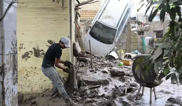 Sel felaketi: Can kaybı 72'ye yükseldi