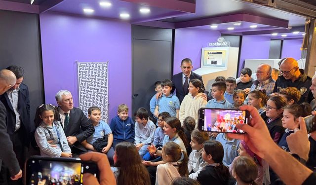 Bilim Tırları Of’ta öğrencilerin hizmetine açıldı