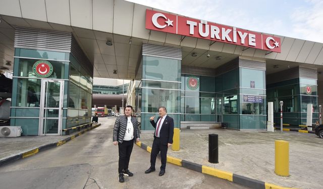 Başkan Çelebi, Sarp Sınır Kapısında incelemelerde bulundu!