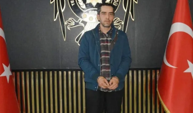 FETÖ  elebaşının yeğeni  yakalandı