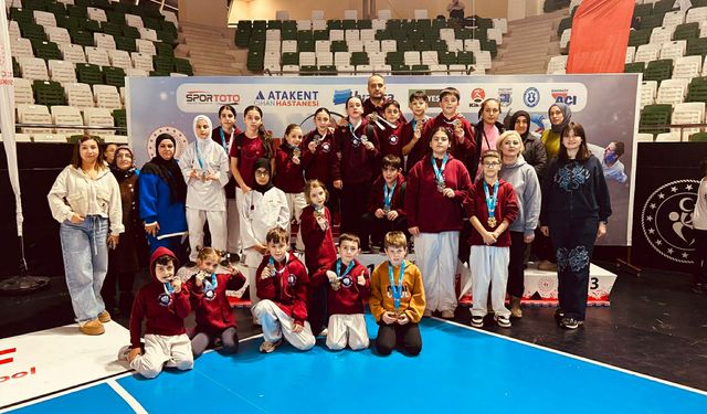 Trabzon temsilcisi zirveyi bırakmadı