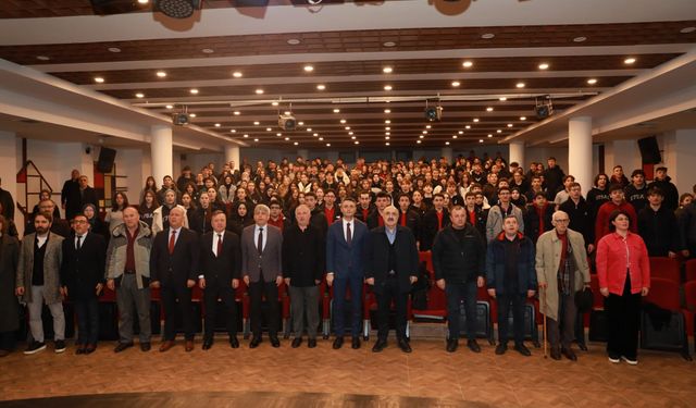 Milli Şair Mehmet Akif Ersoy Akçaabat’ta anıldı..