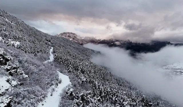 Gümüşhane  beyaz  gelinliğini  giydi