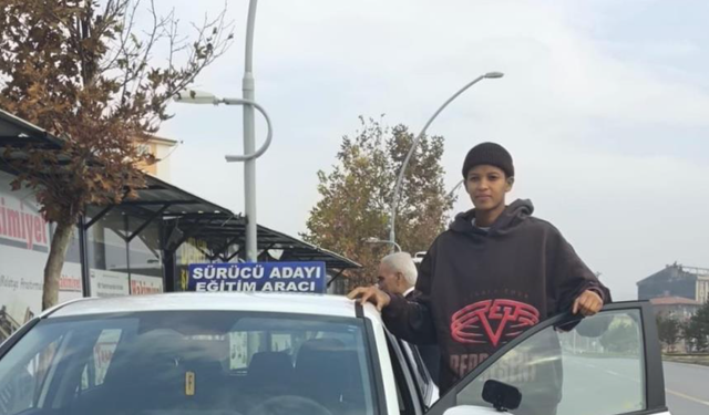 Milli voleybolcu Melissa Vargas ehliyetini Malatya'dan aldı