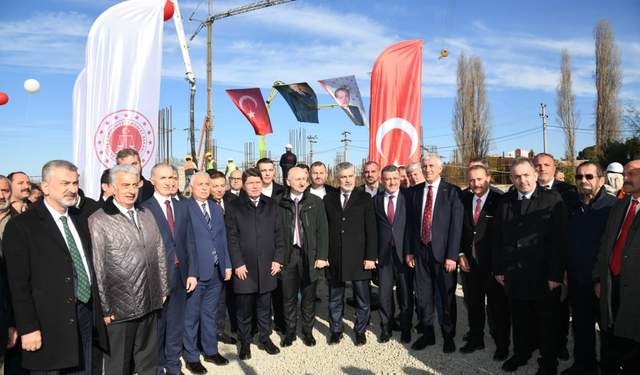 Başkan Genç: Yeni Adalet Sarayı Of’a hayırlı olsun