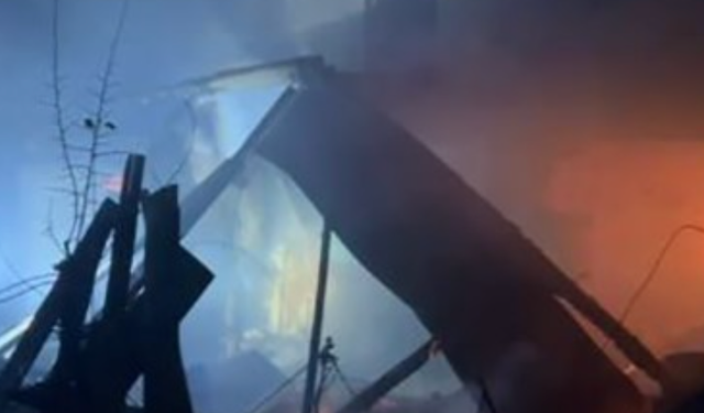 Alevlere kar engeli: Şavşat'ta gece yarısı alarm!