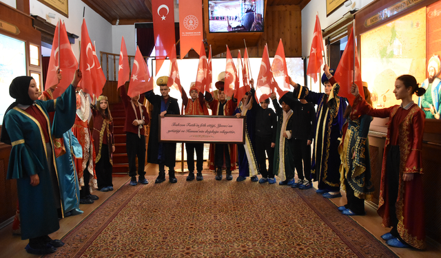 Padişahların hayatını Kanuni Sultan Süleyman Osmanlı Kültür Evi'nde öğreniyorlar