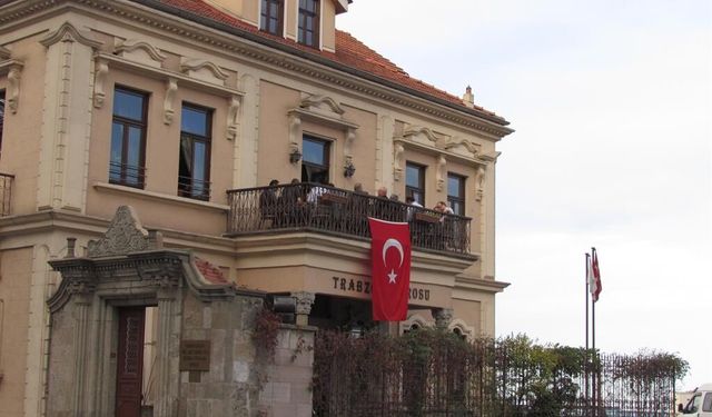 Trabzon Barosu'ndan sert uyarı: "Vatandaşlar hukuki güvenlik için avukata başvurmalı"