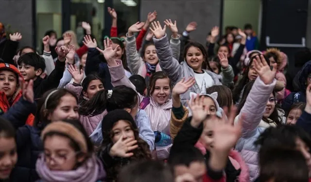 Okullarda yarıyıl tatili için son ders zili bugün çalacak