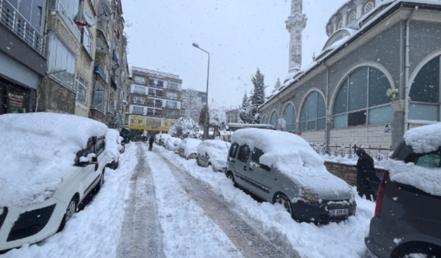 Giresun'da eğitime kar engeli!