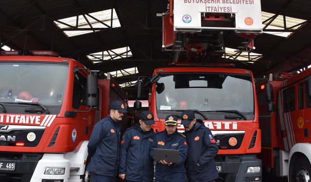 İtfaiye ekipleri, AA'nın "Yılın Kareleri" oylamasına katıldı